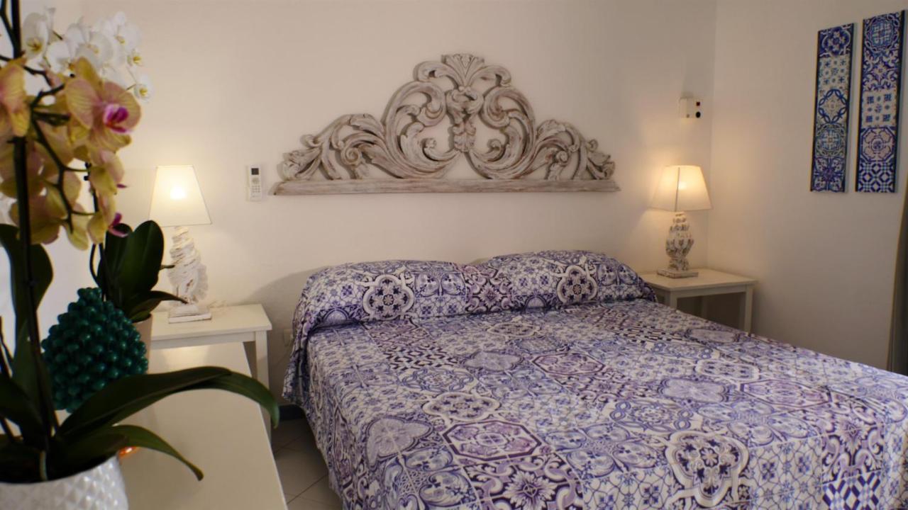 La Piazza Luxury Hotel & Spa Panarea Exteriör bild