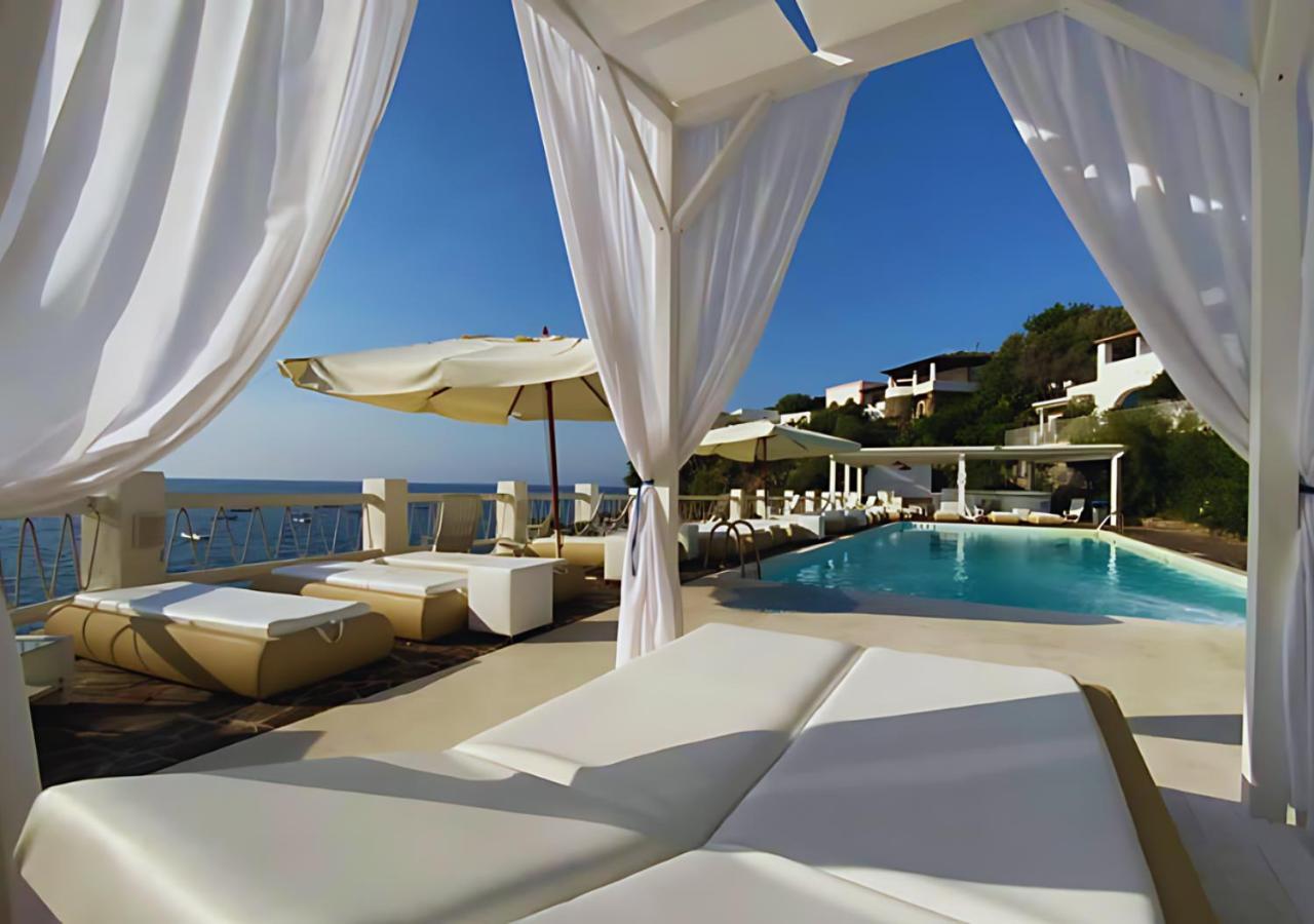 La Piazza Luxury Hotel & Spa Panarea Exteriör bild