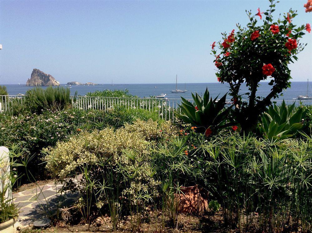 La Piazza Luxury Hotel & Spa Panarea Exteriör bild